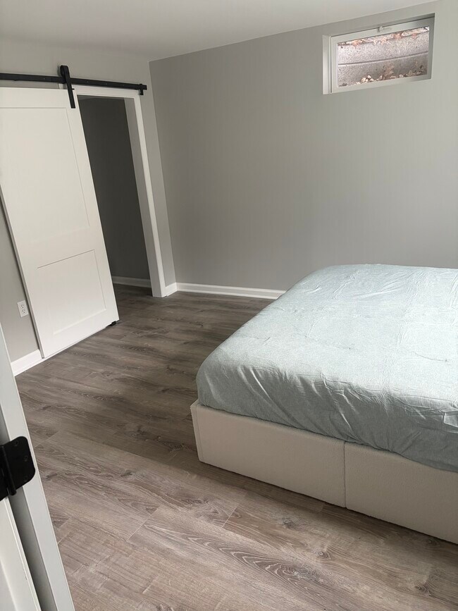 Foto del edificio - 113 Woodland Rd