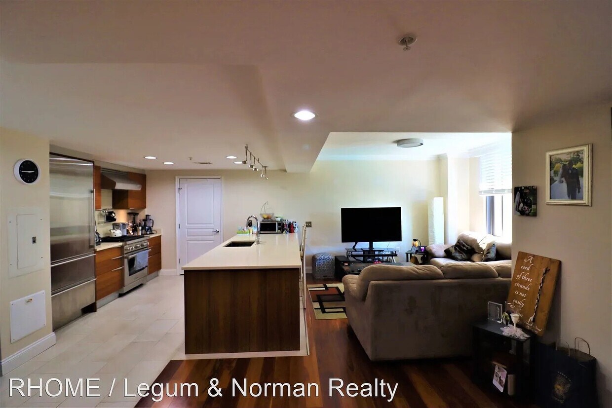 2451 Midtown Ave Unit 1227, Alexandria, VA 22303 Condo for Rent in