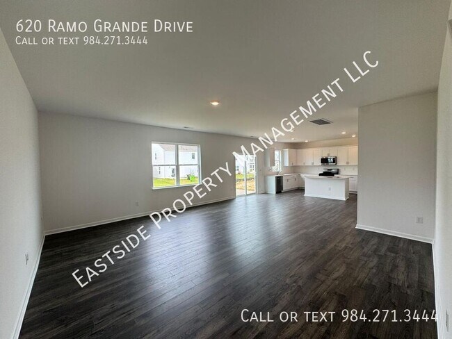 Building Photo - 620 Ramo Grande Dr