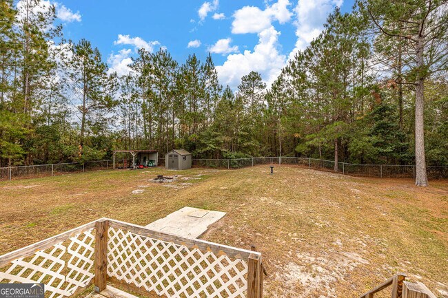 Foto del edificio - 1093 Timber Landing Rd