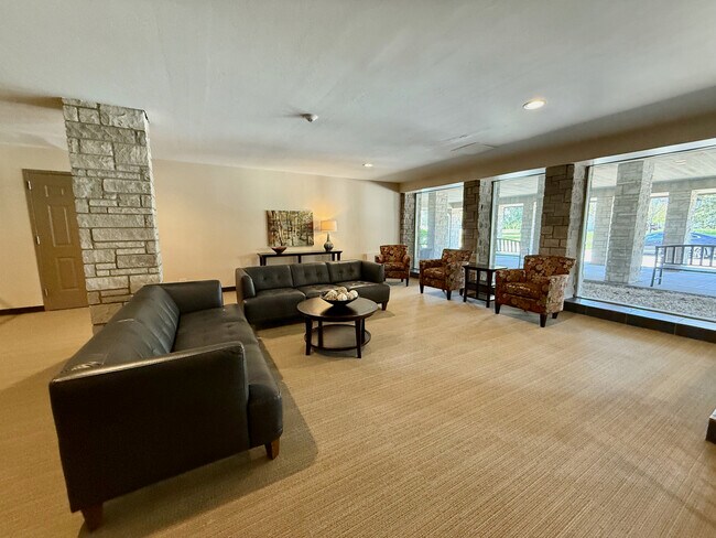 Foto del edificio - 600 Thames Pkwy