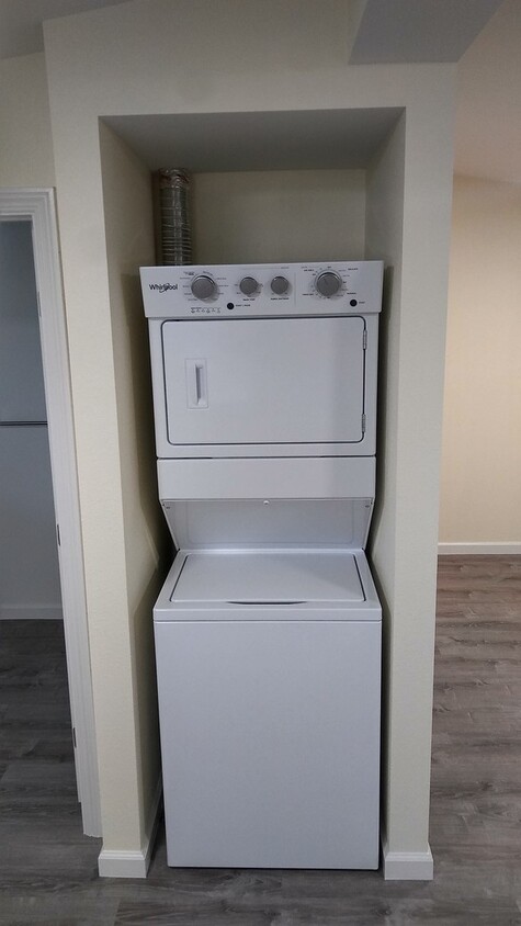 Primary Photo - Brand new in law/studio unit with private ...