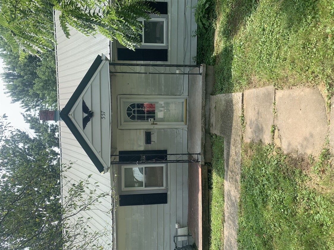 557 Kirkpatrick Ave, Hodgenville, KY 42748 House Rental in