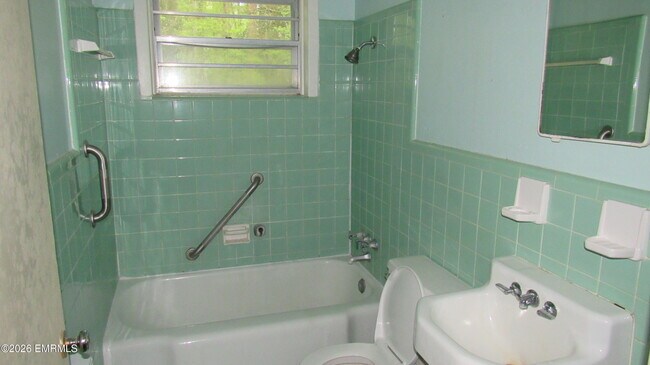 Foto del edificio - 2810 15th Pl