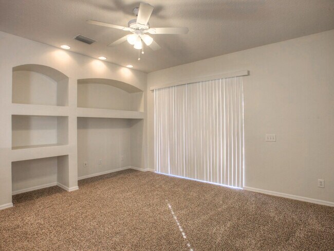 Building Photo - 9707 Patrician Dr