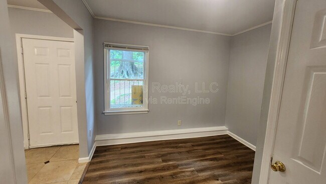 Foto del edificio - 2284 Alvin Dr NW