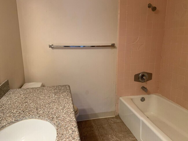 Foto del edificio - 387 N Mentor Ave