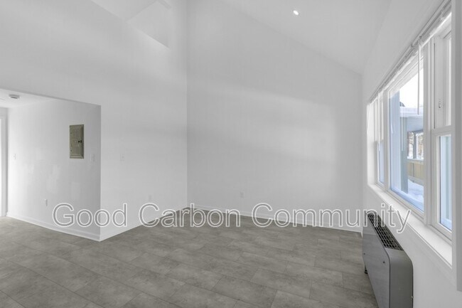 Foto del edificio - 209 Summer St