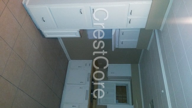 Building Photo - 989 S Whitehaven Park Cir