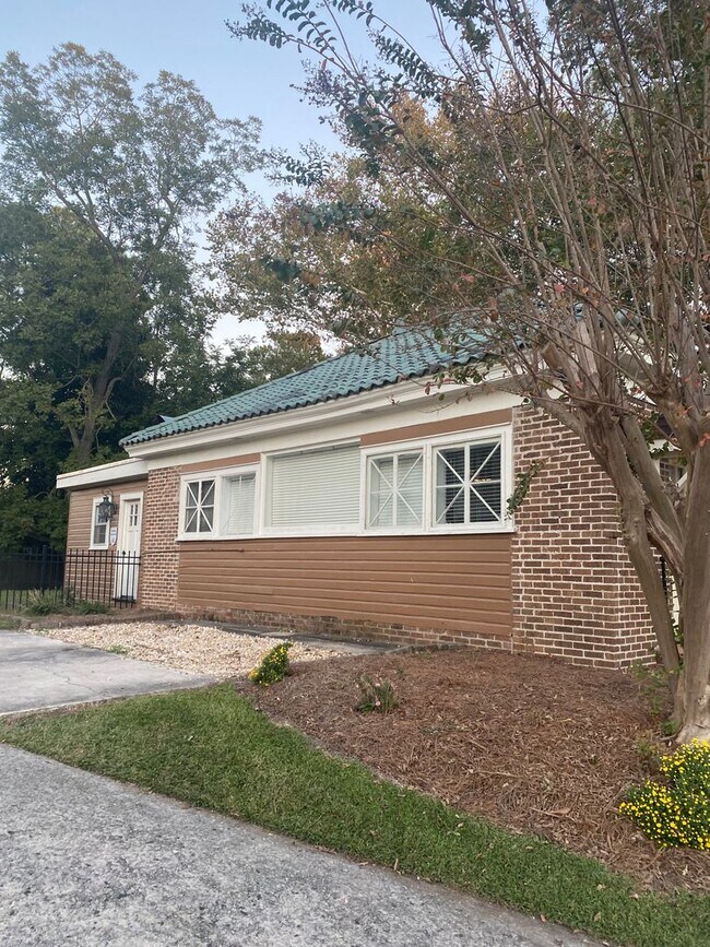 Foto del edificio - Cute Cozy Cottage