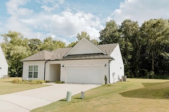 Building Photo - Room in House on Okeechobee Ct