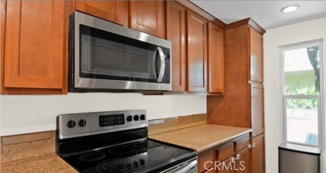 Foto del edificio - 101 Abbeywood Ln