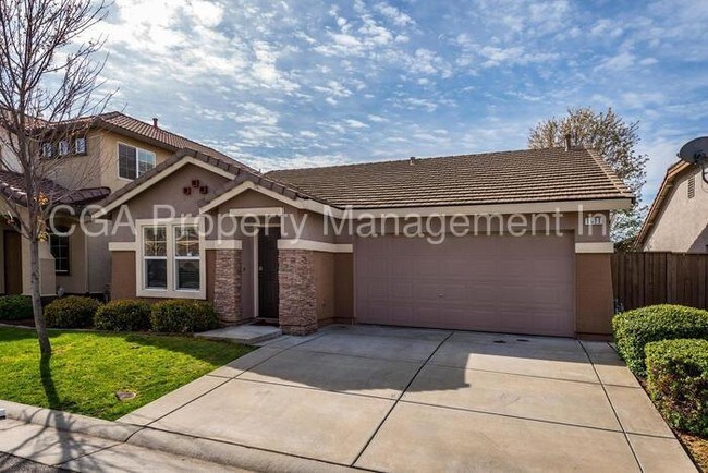 Building Photo - 1611 Grey Bunny Dr
