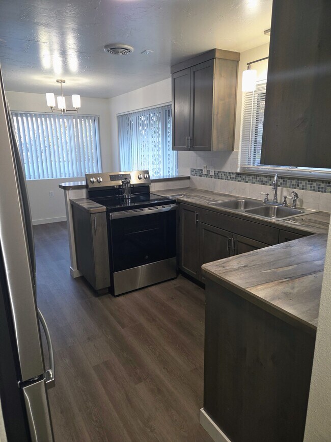 Foto del edificio - 2118 S Roosevelt St