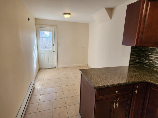 Building Photo - 205-207 S Hyde Park Ave