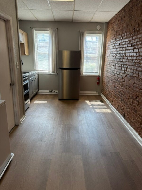 Foto del edificio - 2502 N Calvert St