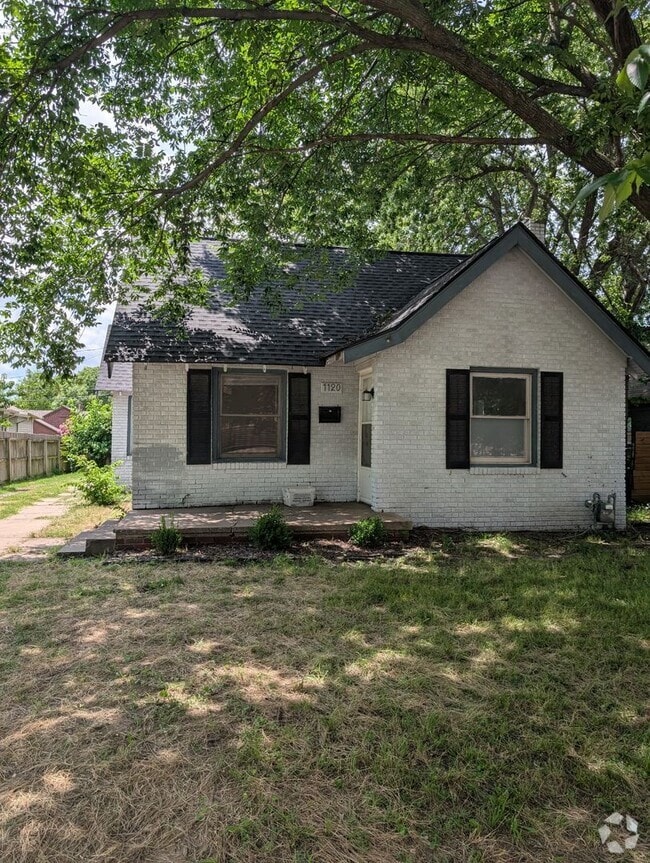 Building Photo - 1120 S Columbia Ave