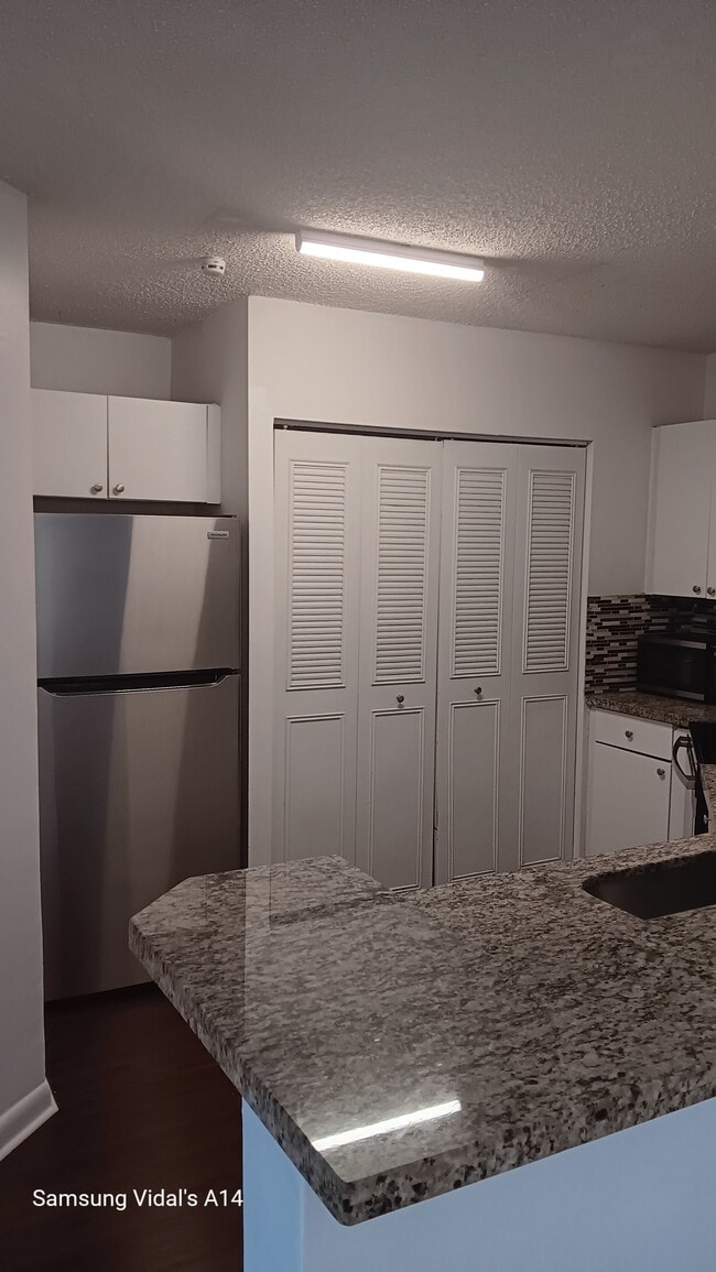 Foto del edificio - 6276 NW 186th St