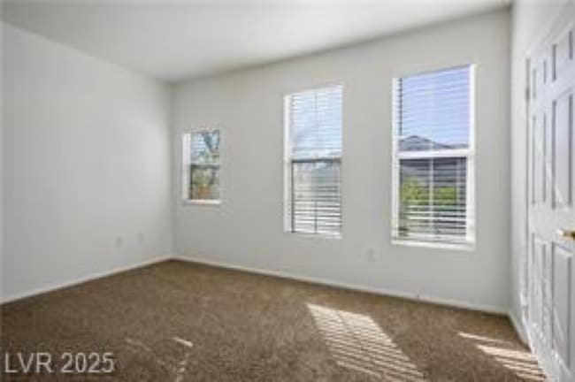 Building Photo - 10550 W Alexander Rd