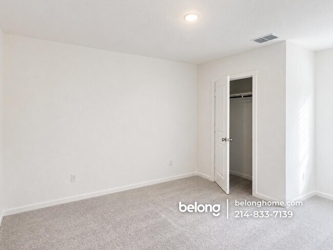 Building Photo - 3121 Campeiro Ave