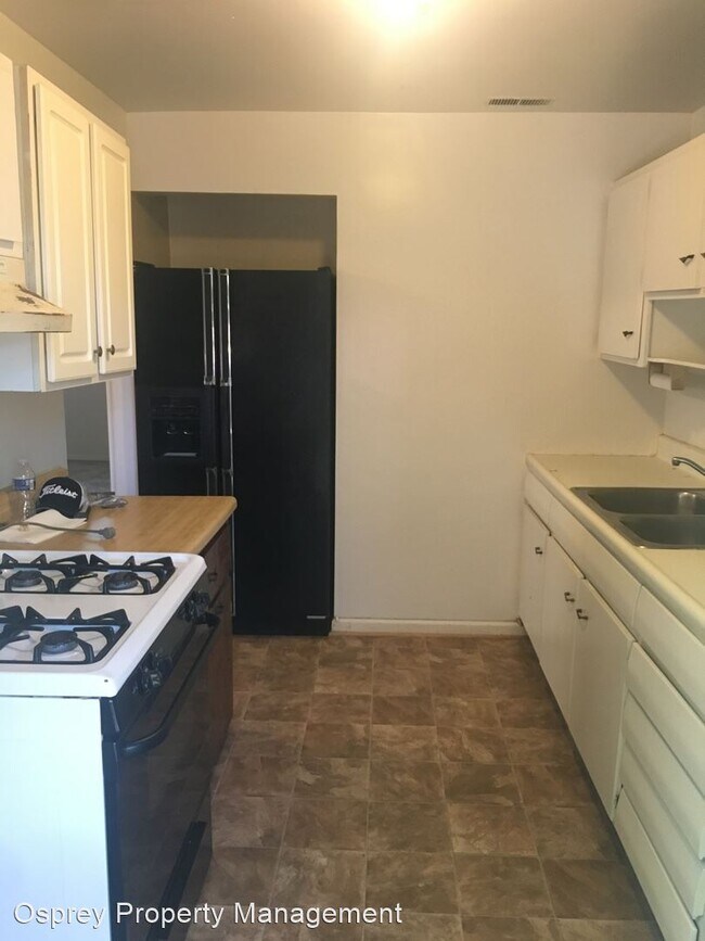 Building Photo - 2 br, 1 bath House - 3556 Chester Street