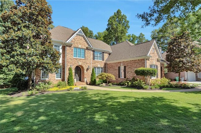Building Photo - 1421 Castlebrooke Way
