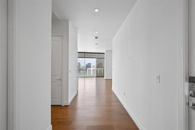 Foto del edificio - 4521 San Felipe St