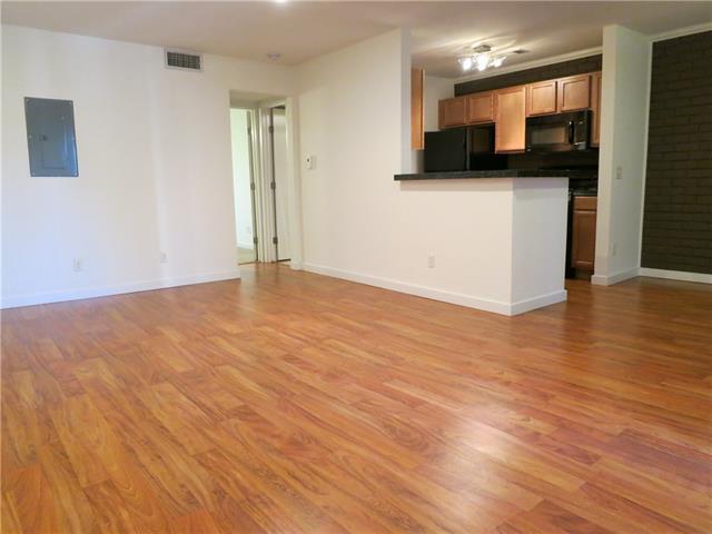 Primary Photo - 4107 Avondale Ave