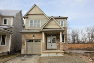 Building Photo - 134 Esther Cres