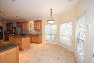 Building Photo - 5011 Quiet Falls Ct