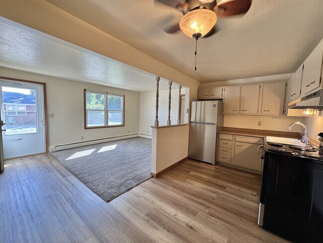 Foto del edificio - 2146 Carstensen Ln