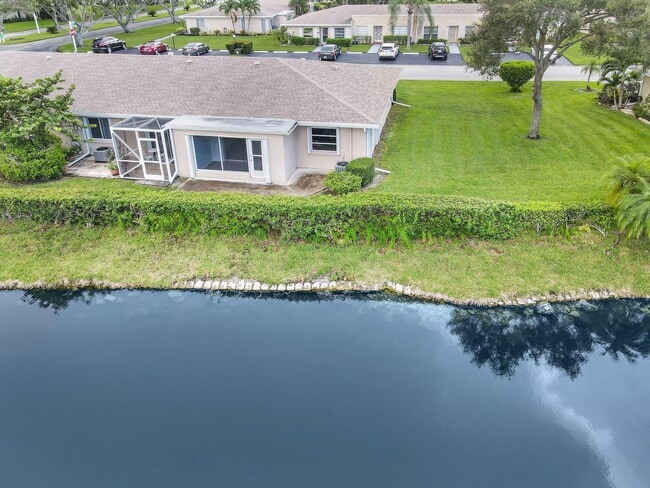 Building Photo - 8807 Bella Vista Dr