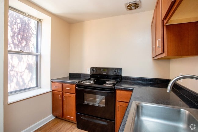 1HAB, 1BA - 791 ft² - Georgian Court