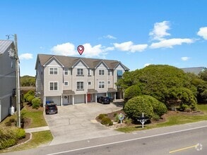 Building Photo - 918-517 N New River Dr