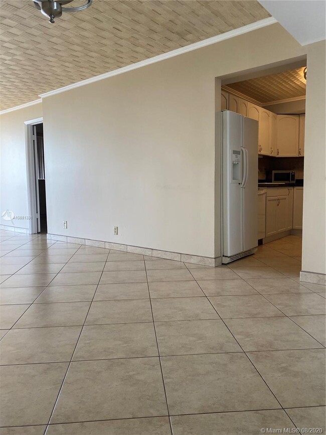 Building Photo - 290  174th St 1006 Sunny Isles Beach Fl 33160