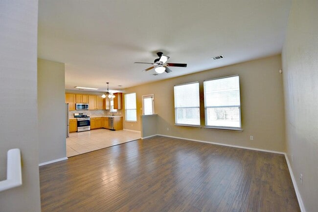 Building Photo - 14412 Ballycastle Trail