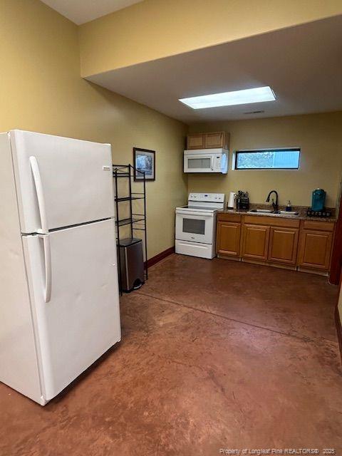 Building Photo - 1844 Rozier Church Rd