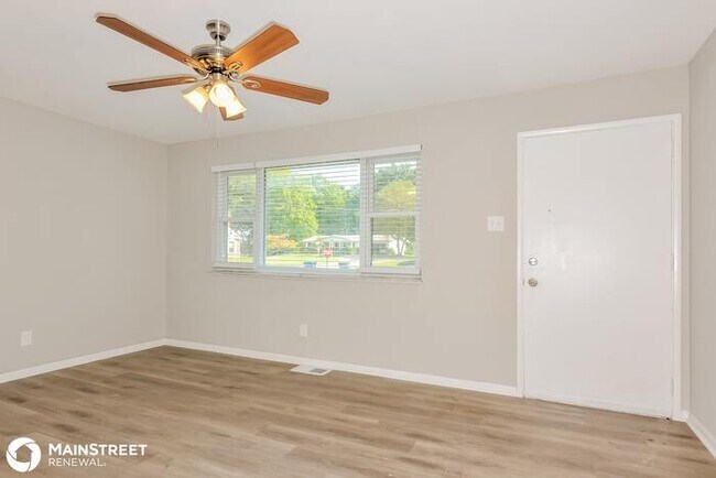 Foto del edificio - 3761 DIXIE DR, ST ANN, MO 63074