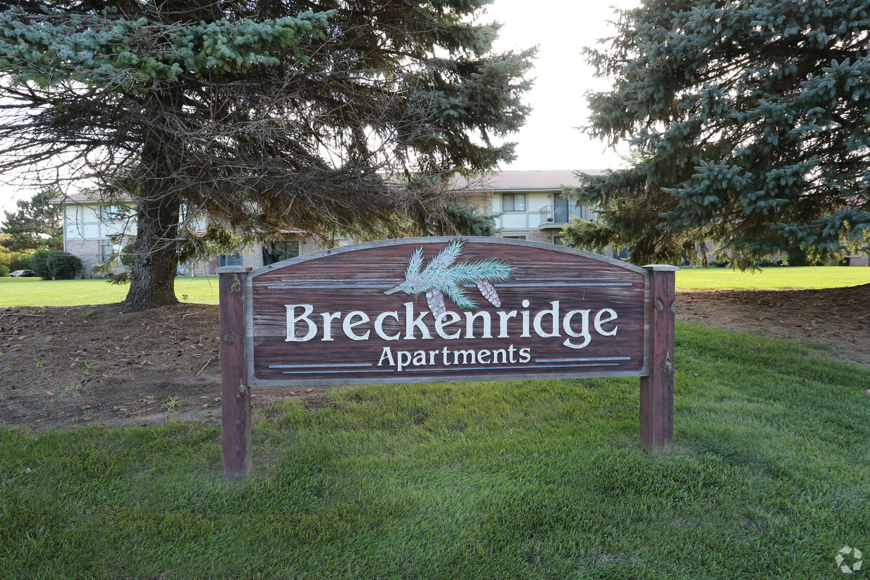 Foto principal - Breckenridge Apartments