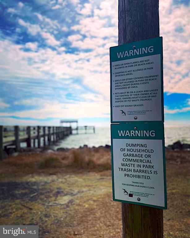 Building Photo - 5557 Franklin Blvd