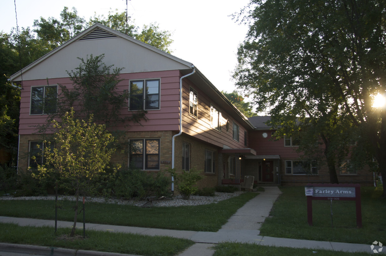 Primary Photo - Farley Arms apartments