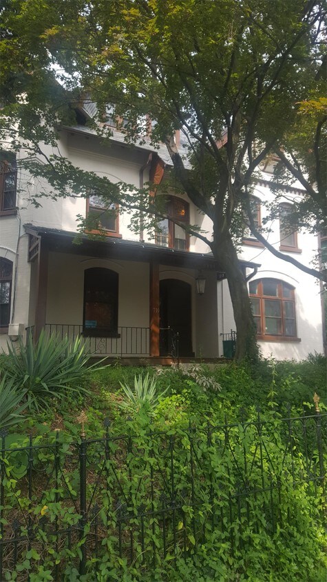 Primary Photo - 710 N 3rd St