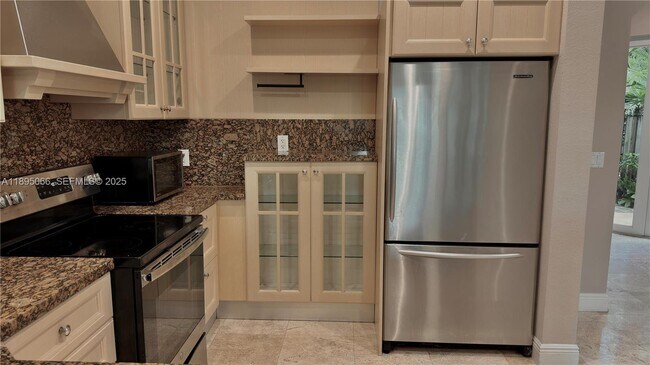 Foto del edificio - 210 SW 9th St