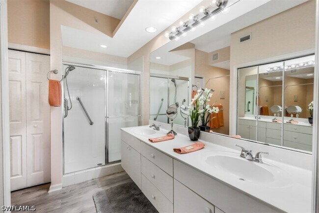 Foto del edificio - 2365 Bayou Ln