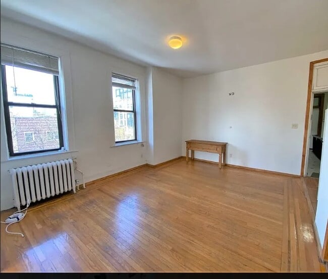 Building Photo - 790 Metropolitan Ave