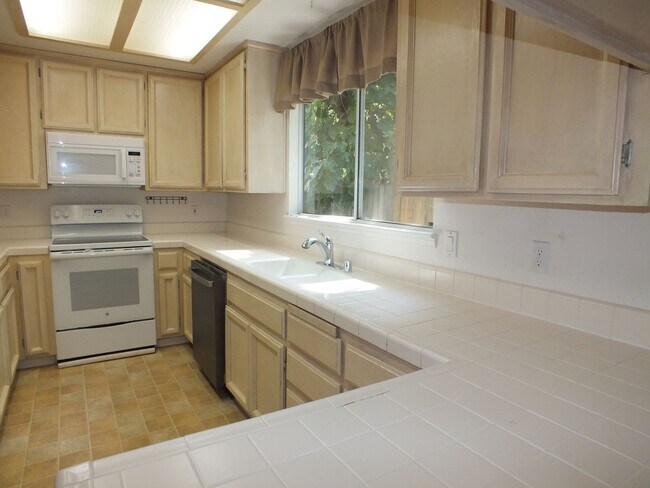 Foto del edificio - Placerville 3/2 home