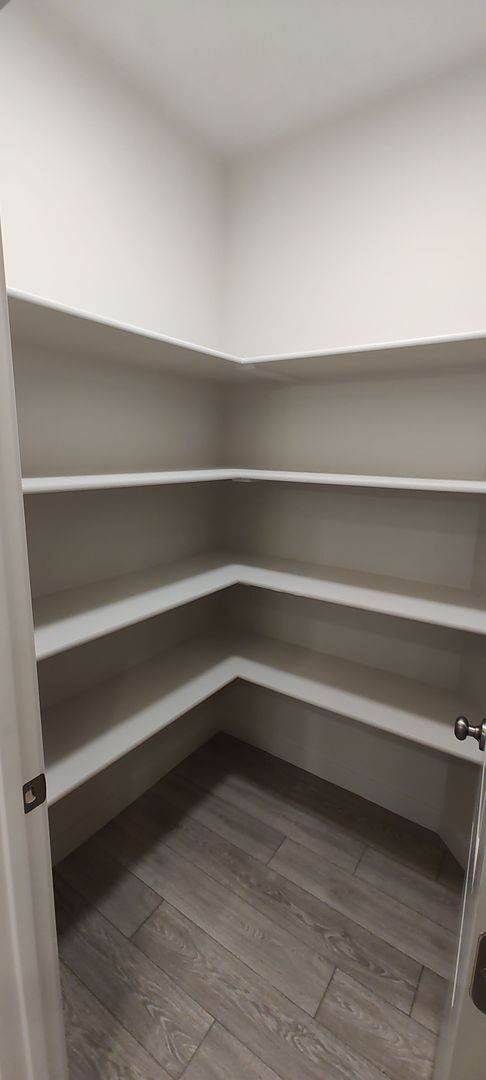 Building Photo - GET $500 OFF THE FIRST MONTHS RENT!!!!