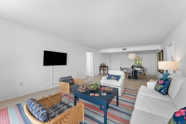 Foto del edificio - 2773 S Ocean Blvd