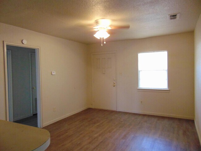 Building Photo - 4215 35th St
