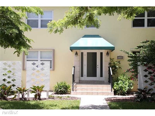 Building Photo - 7740 SW 54th Ct